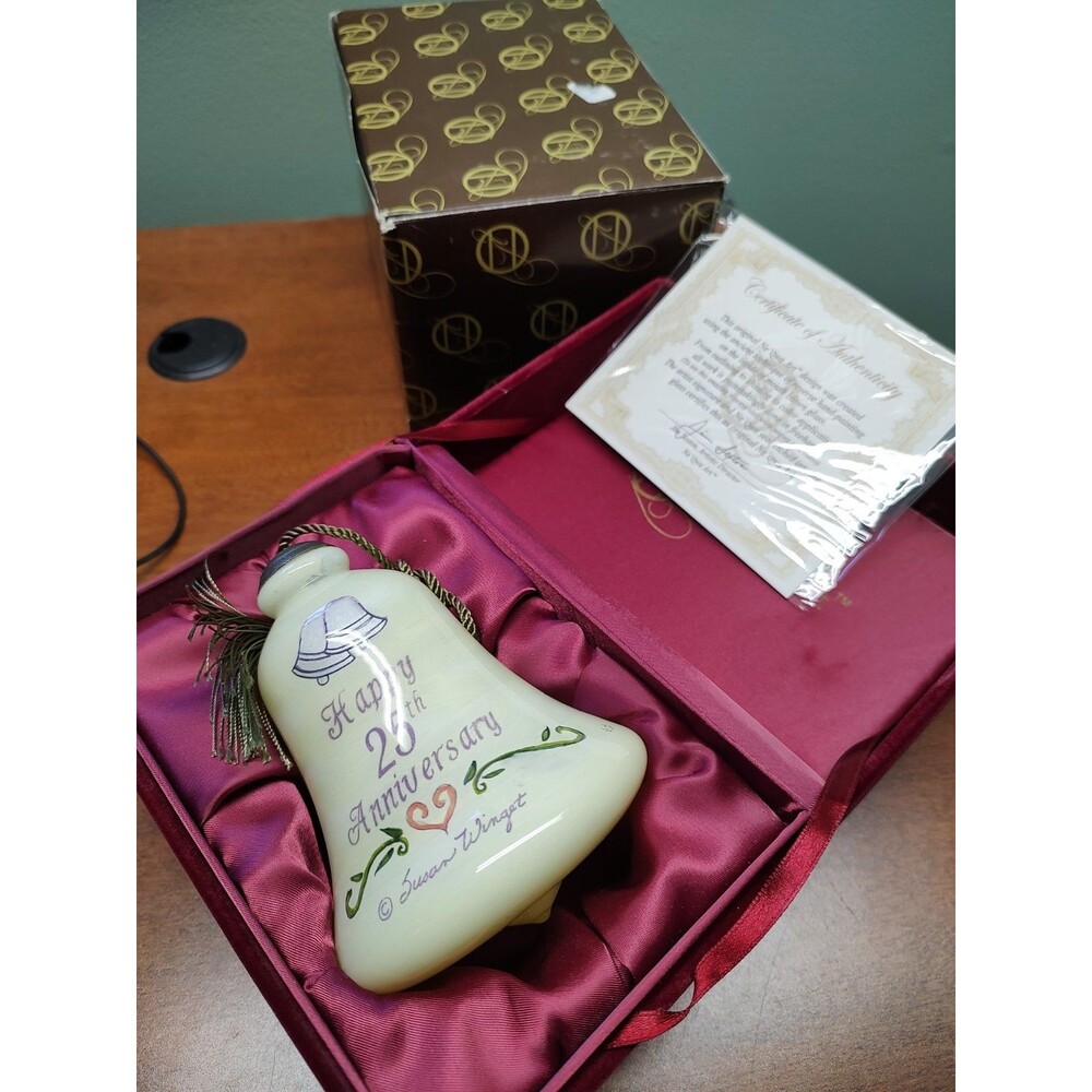 NE' Qwa Art 25th Anniversary by Susan Winget Artist Glass Ornament 2012 4.5"